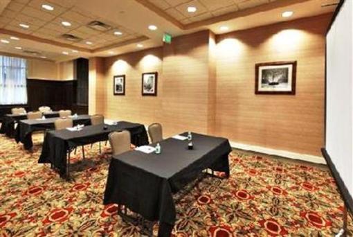 фото отеля Holiday Inn Express Baltimore-Downtown