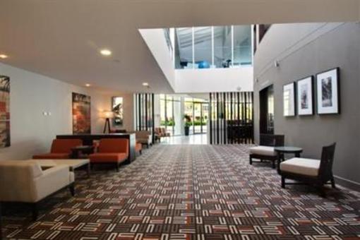 фото отеля Chancellor Executive Apartments Gold Coast