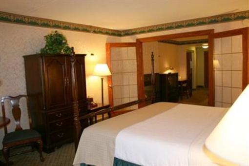 фото отеля The Plaza Hotel & Suites