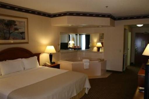 фото отеля The Plaza Hotel & Suites