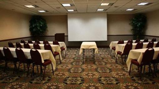 фото отеля The Plaza Hotel & Suites