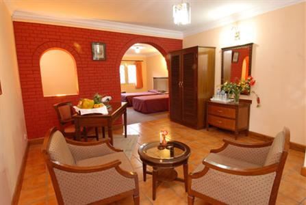 фото отеля Park Village Hotel & Resort