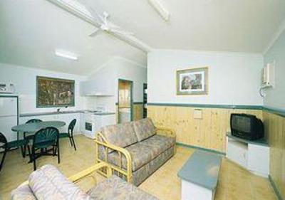 фото отеля Ashmore Palms Holiday Village