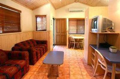 фото отеля Ashmore Palms Holiday Village