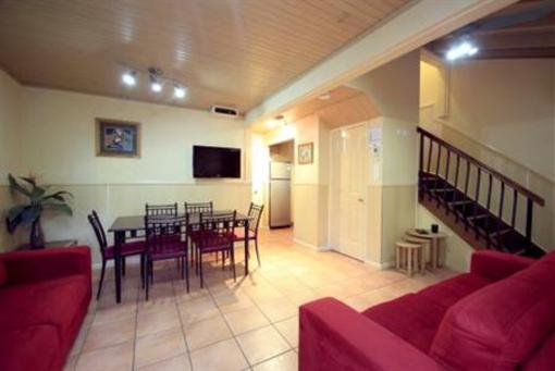 фото отеля Ashmore Palms Holiday Village