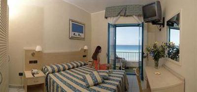 фото отеля Sea Palace Hotel Fuscaldo