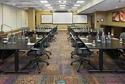 фото отеля Radisson Edmonton South