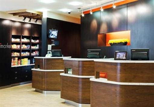 фото отеля Courtyard by Marriott Fort Wayne Downtown at the Grand Wayne Center