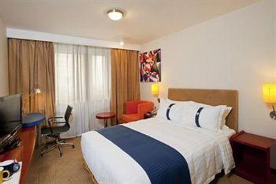 фото отеля Holiday Inn Express Tianjin Dongli