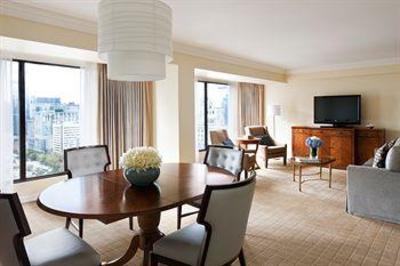 фото отеля Four Seasons Hotel Vancouver