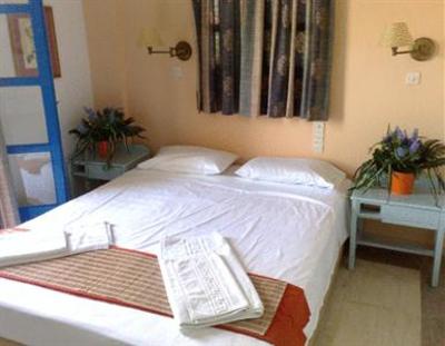 фото отеля Pyrgos Beach Hotel