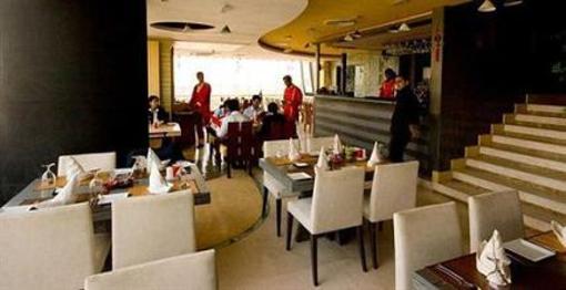 фото отеля Solitaire Hotel Bangalore