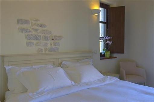 фото отеля Castello Antico Beach Hotel