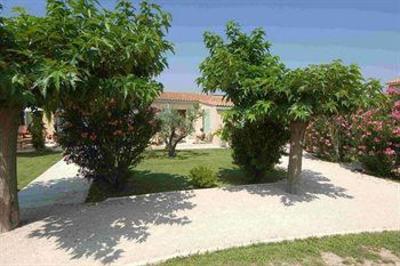 фото отеля Residence Les Sources Saint-Remy-de-Provence