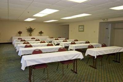 фото отеля Best Western Plus Governor's Inn Richmond