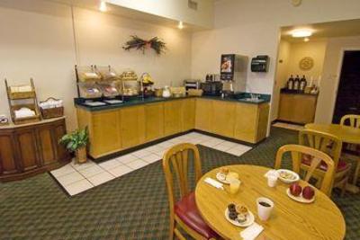 фото отеля Best Western Plus Governor's Inn Richmond