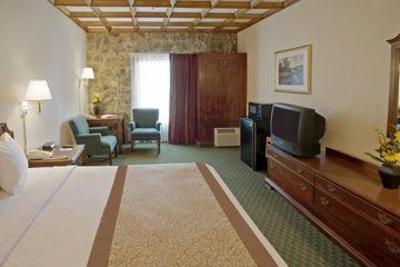 фото отеля Best Western Plus Governor's Inn Richmond