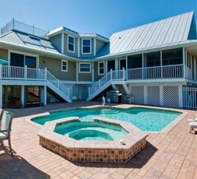 фото отеля South Seas Island Resort