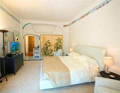 фото отеля Cala Di Volpe Hotel Arzachena