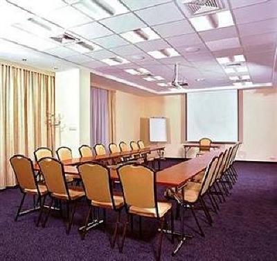 фото отеля Qubus Hotel Walbrzych