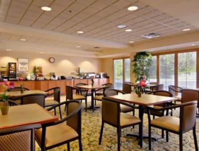 фото отеля Wingate Inn Atlanta at Six Flags