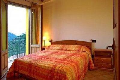 фото отеля Borgo San Francesco Bed & Breakfast Gioiosa Marea