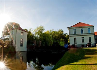 фото отеля Hotel Schloss Westerholt Herten