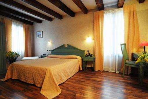 фото отеля Hotel Tintoretto