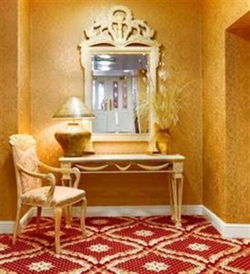 фото отеля Esplanade Hotel