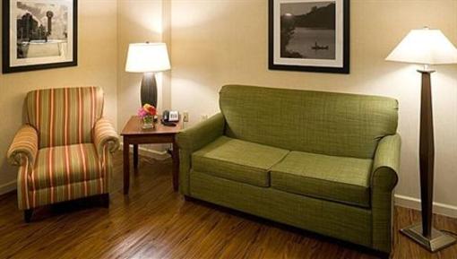 фото отеля Country Inn & Suites Knoxville at Cedar Bluff