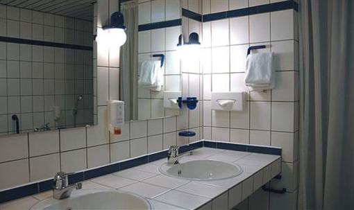 фото отеля Hotel Am Stadtpark Hilden