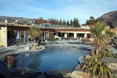фото отеля Lake Wanaka Villas at Heritage Village Country Resort