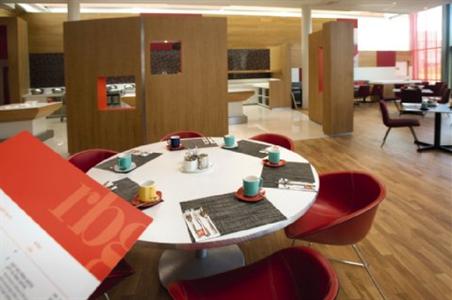 фото отеля Park Inn by Radisson Oslo Airport