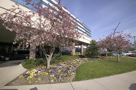 фото отеля Crowne Plaza St Louis Airport