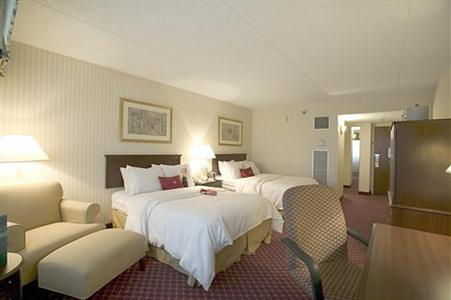 фото отеля Crowne Plaza St Louis Airport