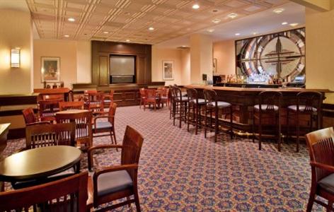 фото отеля Crowne Plaza St Louis Airport
