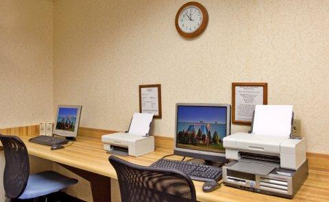 фото отеля Crowne Plaza St Louis Airport