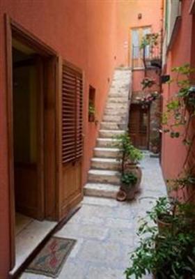 фото отеля Il Cortile Fiorito