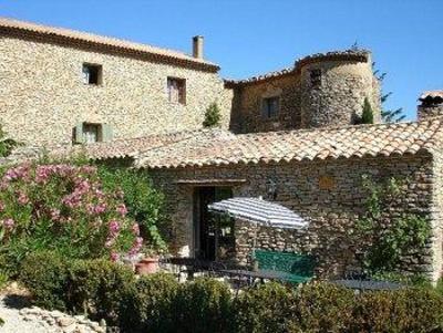 фото отеля Domaine De La Grange Neuve Guesthouse La Roque-sur-Pernes