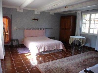фото отеля Domaine De La Grange Neuve Guesthouse La Roque-sur-Pernes