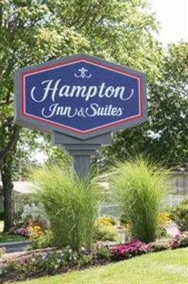 фото отеля Hampton Inn and Suites Cape Cod - West Yarmouth