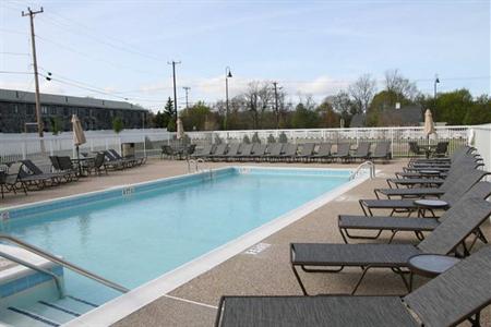 фото отеля Hampton Inn and Suites Cape Cod - West Yarmouth