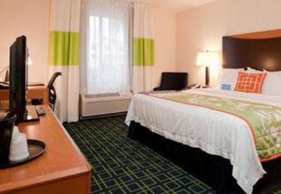 фото отеля Fairfield Inn & Suites Naples
