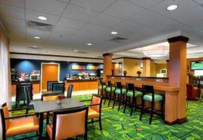 фото отеля Fairfield Inn & Suites Naples