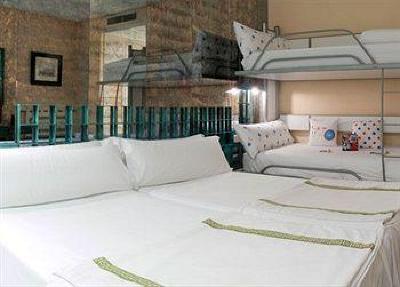 фото отеля Tryp Medea Hotel
