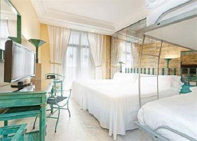 фото отеля Tryp Medea Hotel
