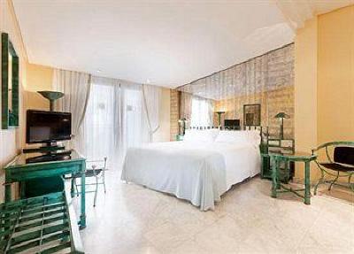 фото отеля Tryp Medea Hotel