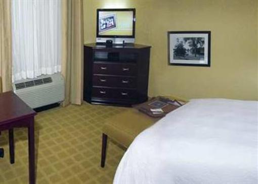 фото отеля Hampton Inn Baton Rouge Denham Springs