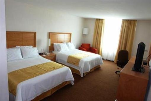 фото отеля Holiday Inn Express Irapuato