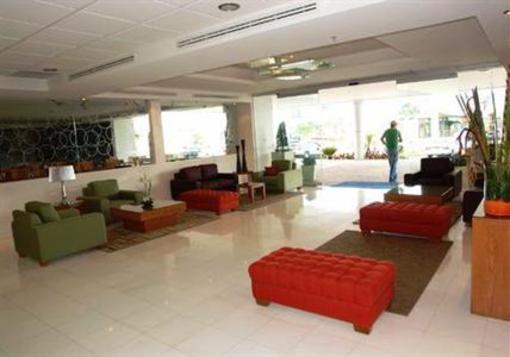 фото отеля Holiday Inn Express Irapuato